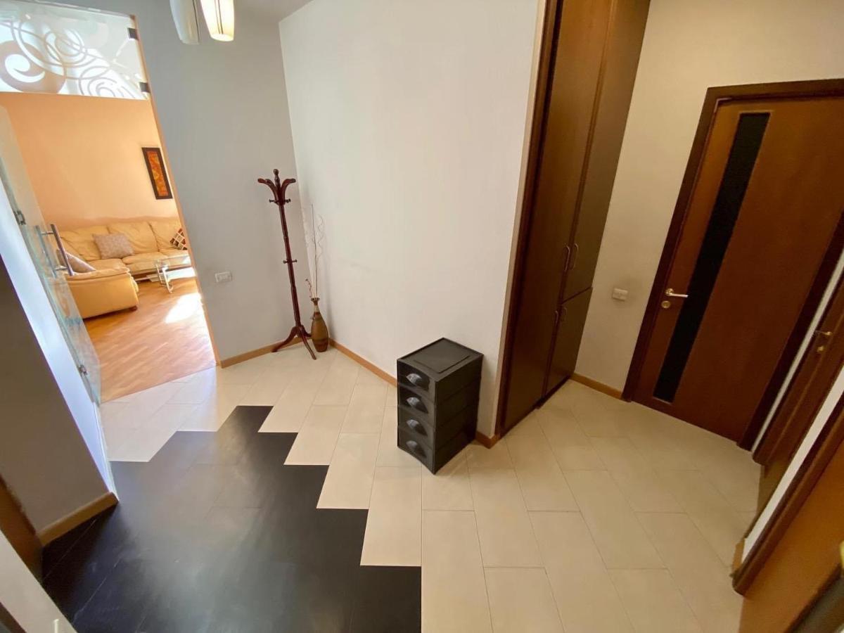 City Center Cute Flat 3 Rooms Yerevan Exterior foto