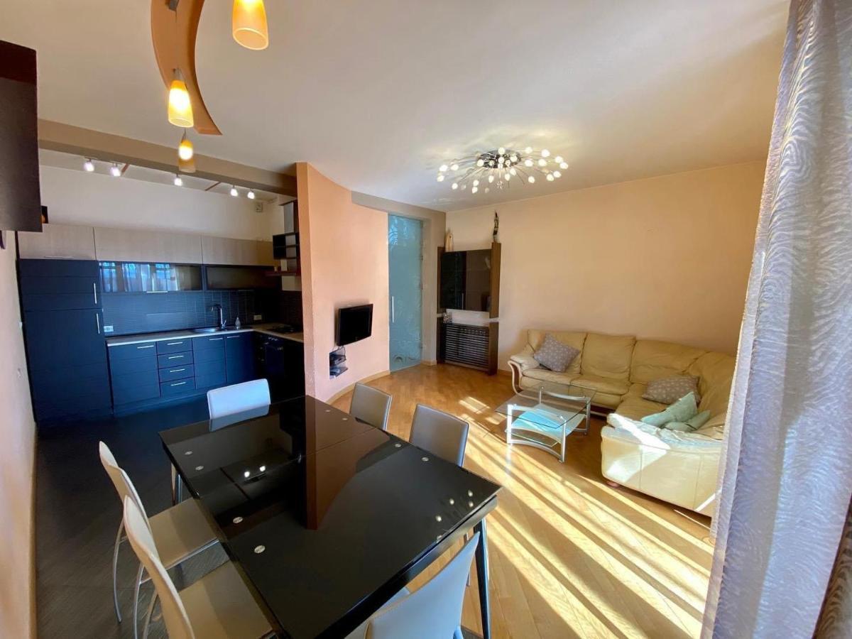 City Center Cute Flat 3 Rooms Yerevan Exterior foto