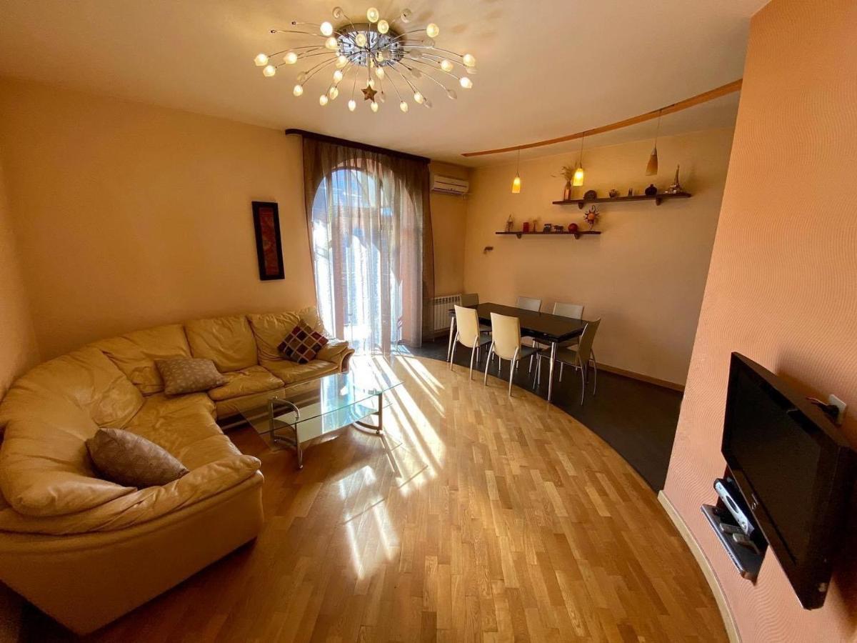 City Center Cute Flat 3 Rooms Yerevan Exterior foto